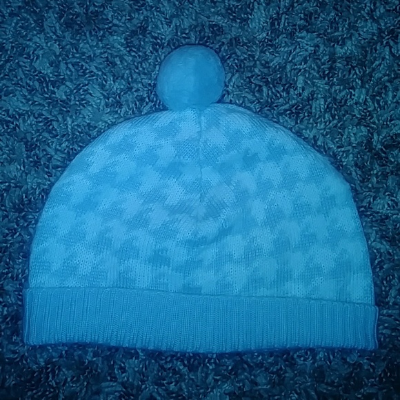 #657 New Arrival 🧤Baby luxuries baby hat. Size:6-12 m - Picture 1 of 6